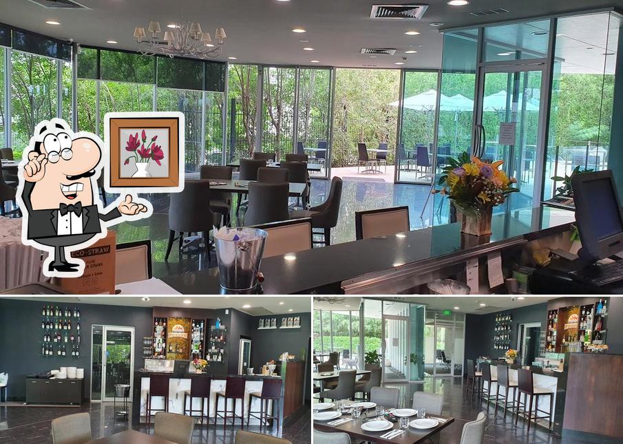 Fusion bar and grill