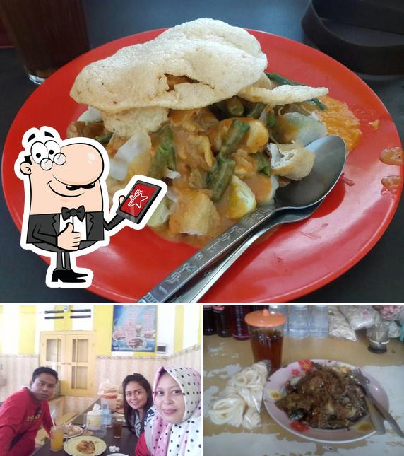 Warung Rujak dan Gado Gado Pancaran