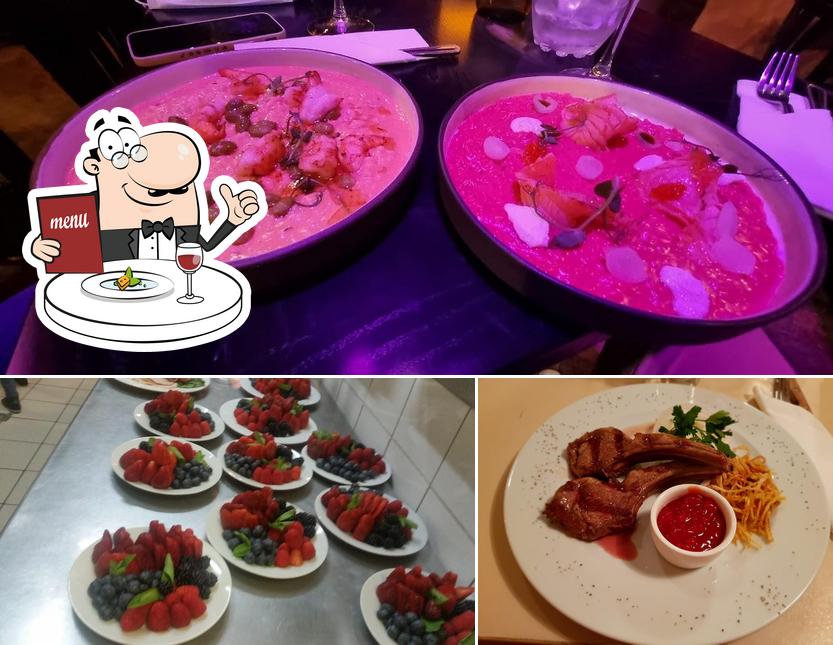 Еда в "Клубе Игоре Бутмане"