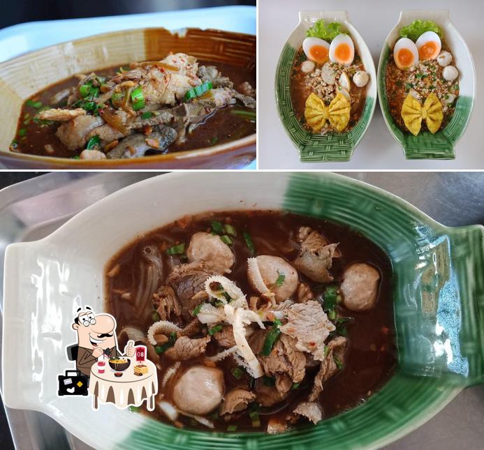 ก๋วยเตี๋ยวเรือนายโก สาขา 5 บ้านไร่