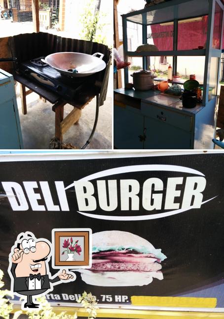 Deli Burger