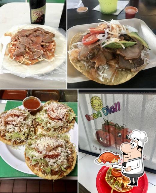 Tostadas Los Tomates
