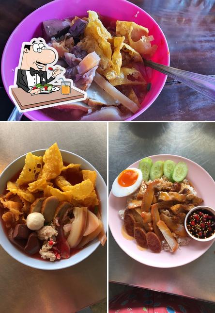 เจ๊กันยา ก๋วยเตี๋ยวบ้านบึง