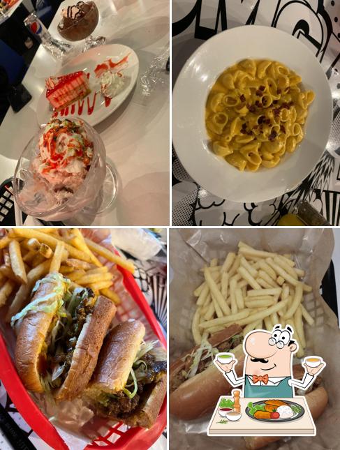 Superheroes Restaurant - Blvd World