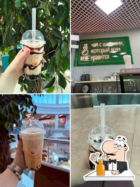 Emoji bubble tea & coffee place