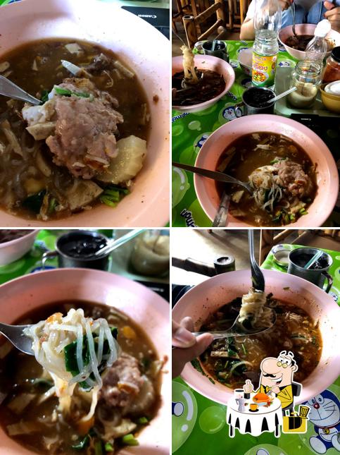 ก๋วยจั๊บญวน เจ้หนิงชวนชิม ซอยบ้านบก กันทรลักษณ์