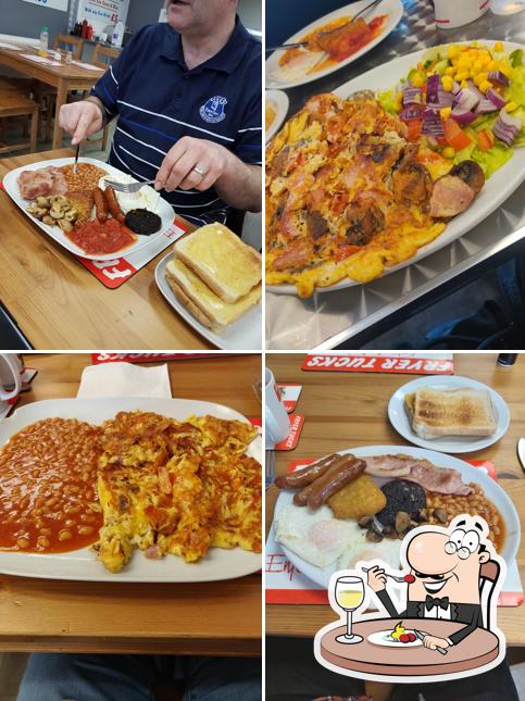 Fryer Tuck Cafe