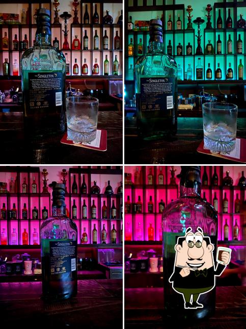 Q BAR