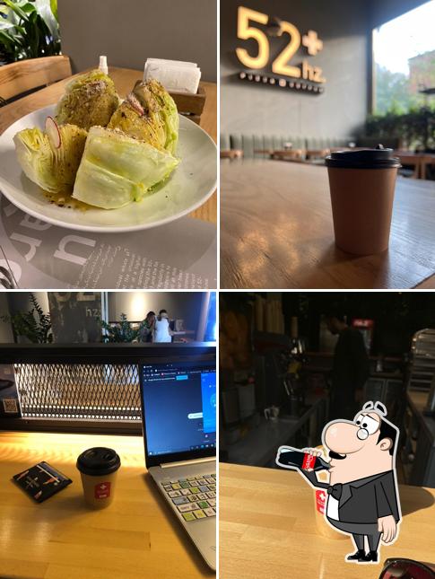 52hz Café
