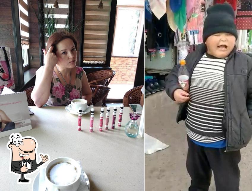 Взгляните на фотографию кафе "Колибри"