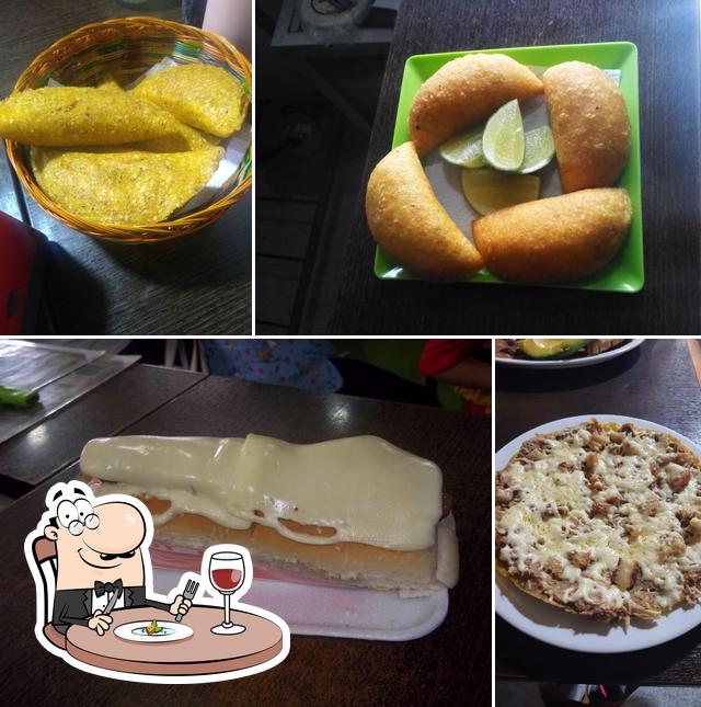 Antojitos Paisas