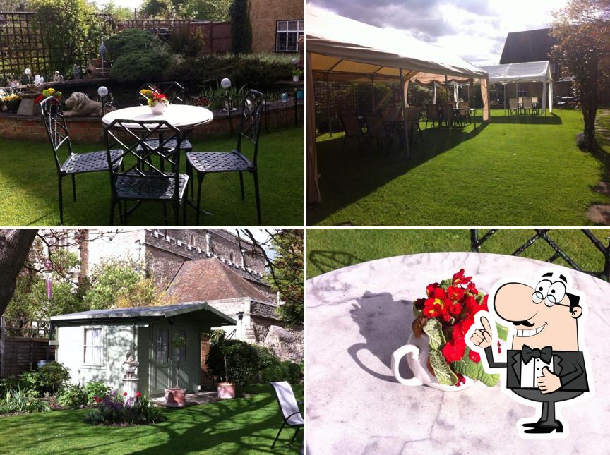 Elstow Tea Garden
