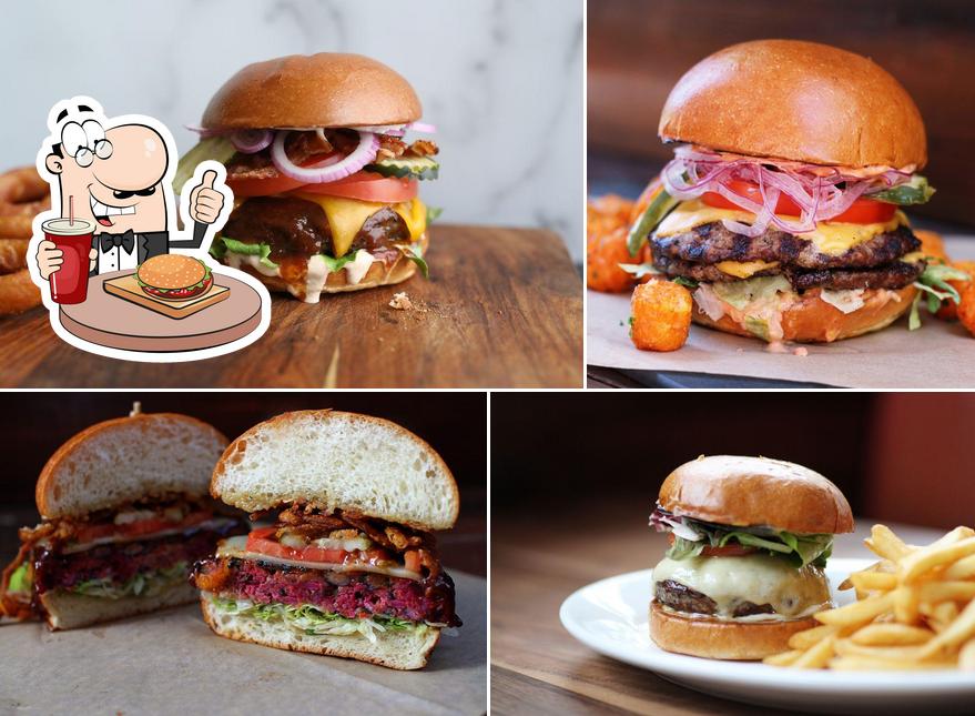 Lazy Dog Restaurant & Bar