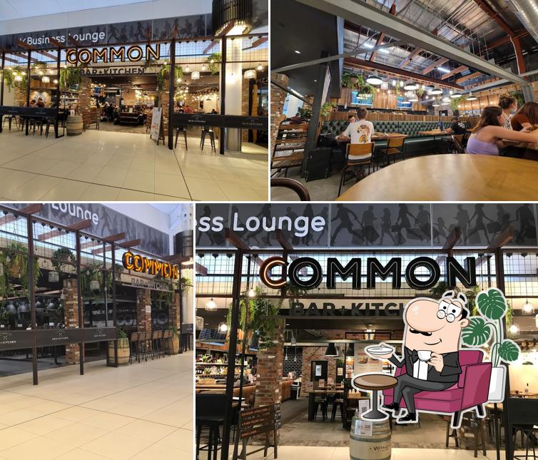 Common Bar + Kitchen