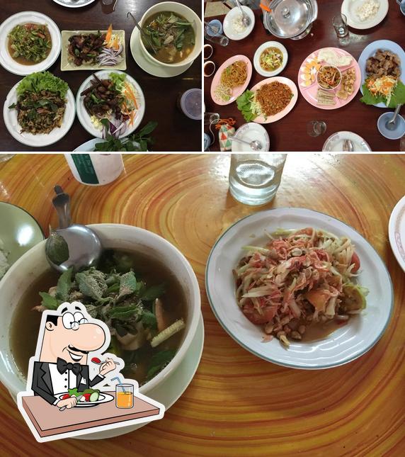 โชคลิขิต ร้านอาหารอีสาน