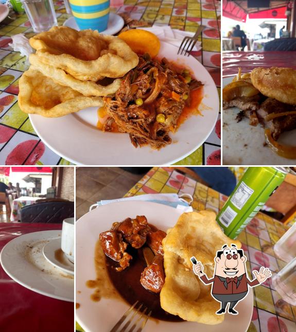 Maure's Café