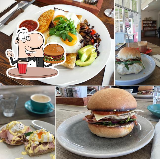 Feathers Cafe