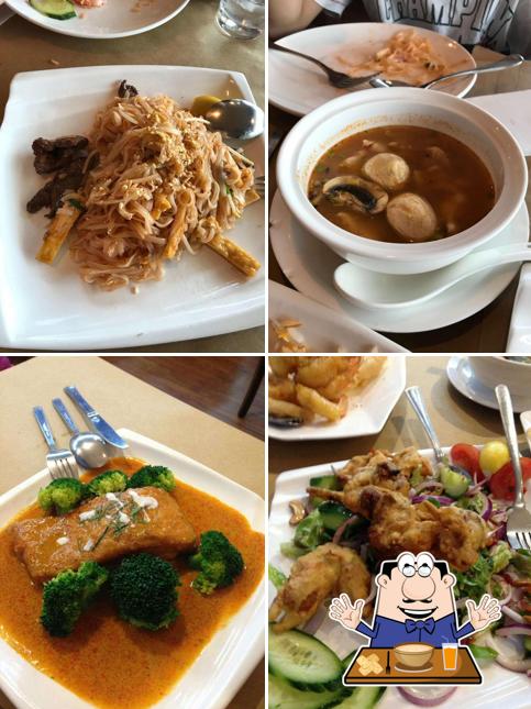 Dee Muk Thai Kitchen