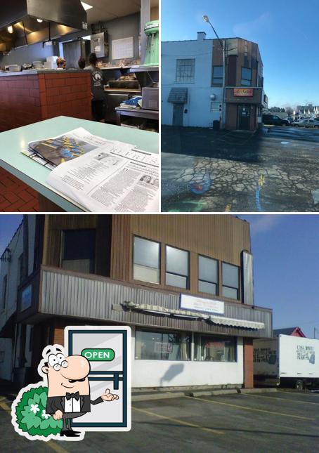 Neapolis Family Restaurant