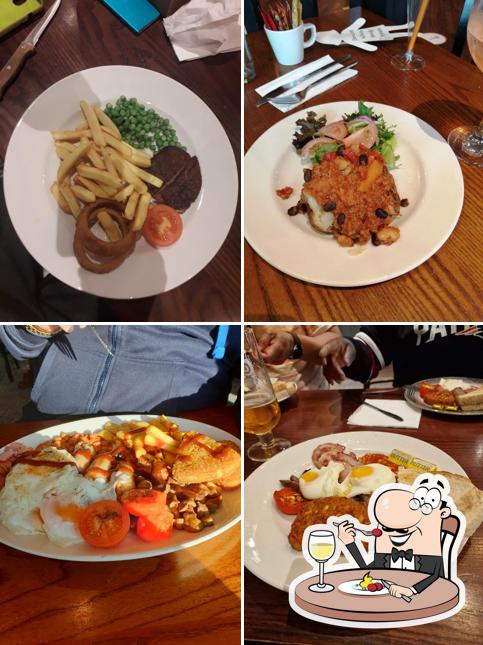 The Weavers Arms, Leigh