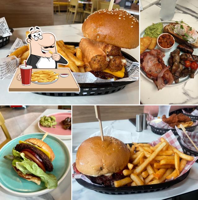 Flames Burgers and Grill (Clarkson)
