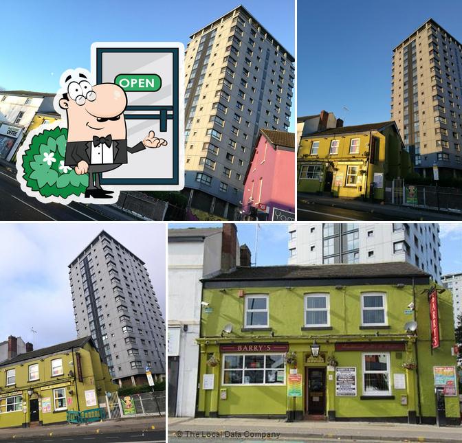 Barry's Bar