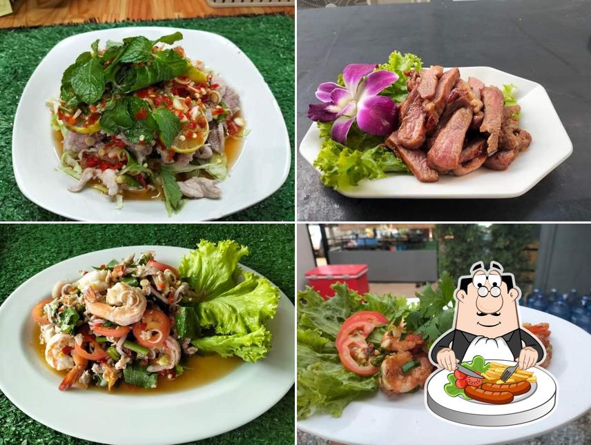 ร้านรวมพล บ้านไร่