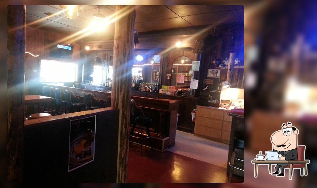 Mac's Bar and Grill