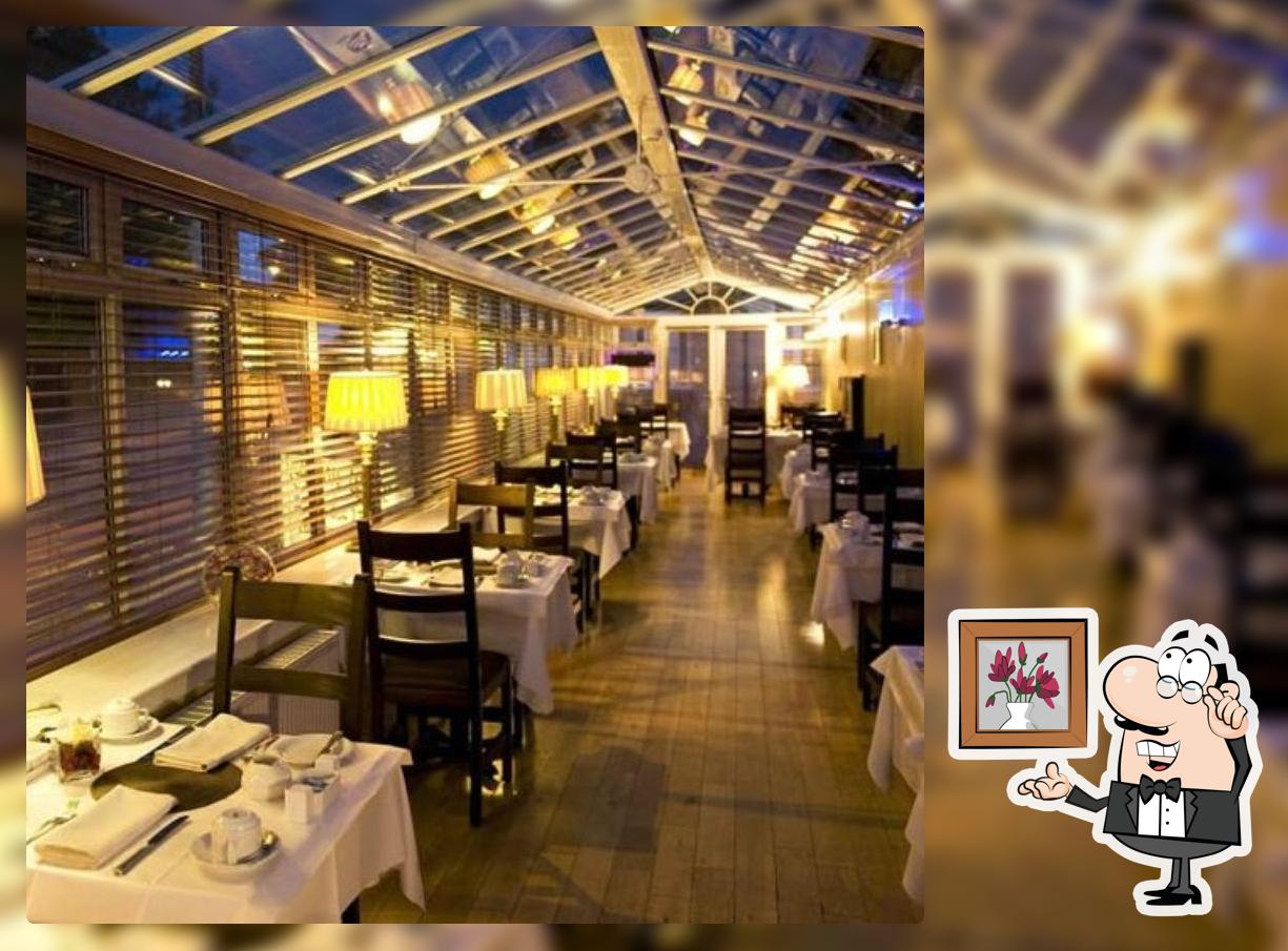 Conservatory Restaurant