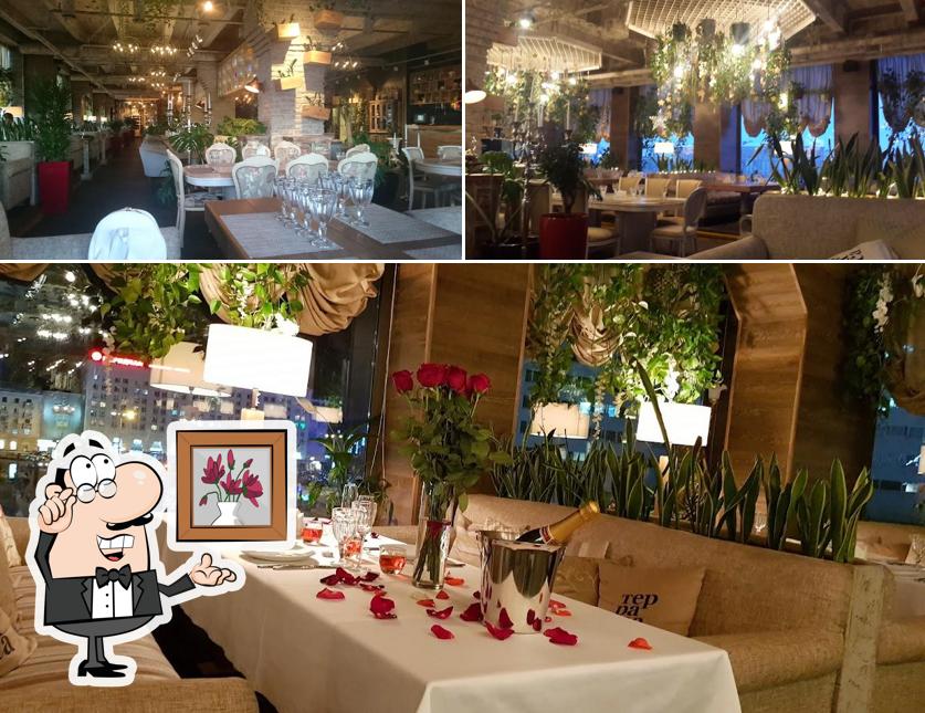 Посмотрите на внутренний интерьер "Террасы/Lounge & Bar"