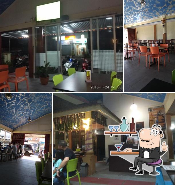 TS RESTO & COFFEE HOUSE