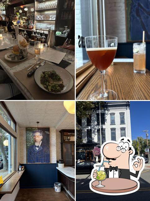 Lyonshare Public House