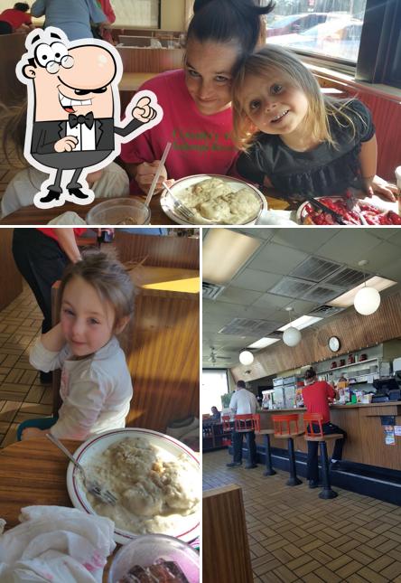 Huddle House