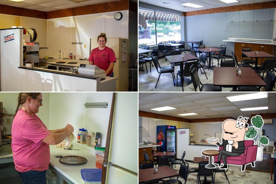 Bailey's Pizza Parlor
