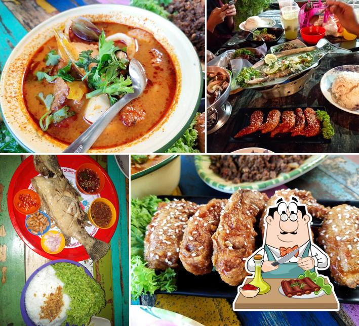 Nakhon Street Restaurant Parit Raja