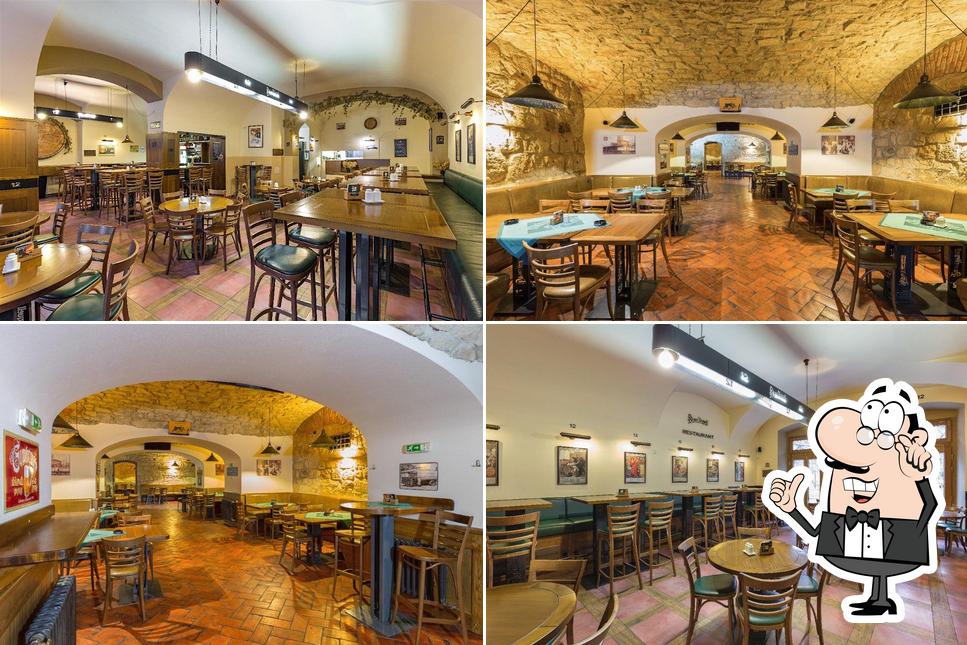 Restaurace 12