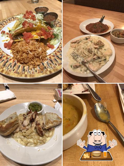 TIWA Restaurant & Lounge