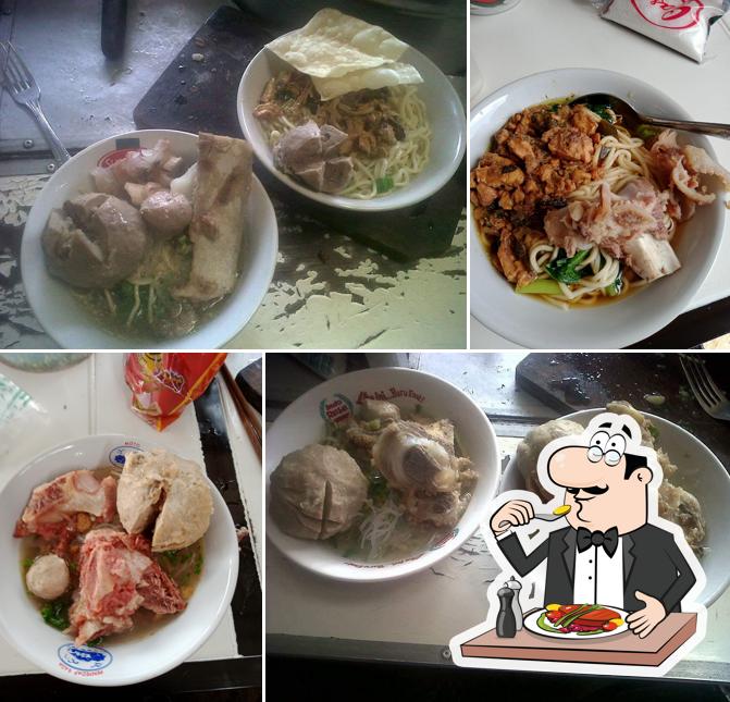 MIE AYAM BASO PESAT