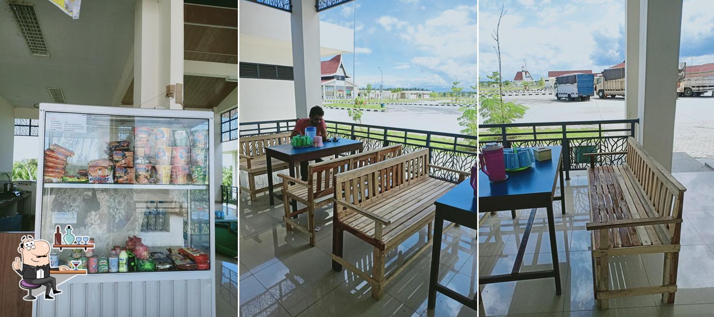 Zaskia Food Court