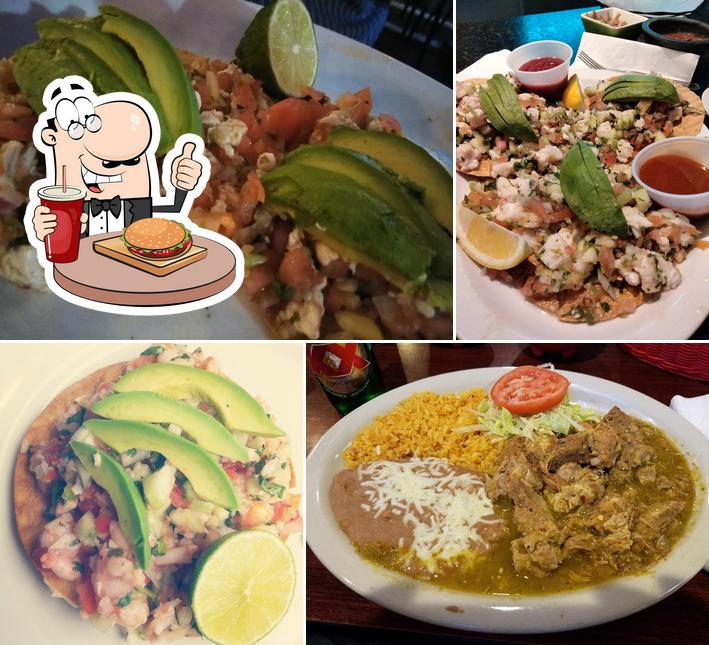 Dos Compadres - Restaurant & Cantina