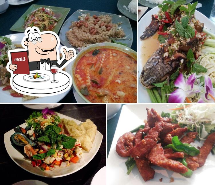 หลบมุม Food & Coffee & Car Clean