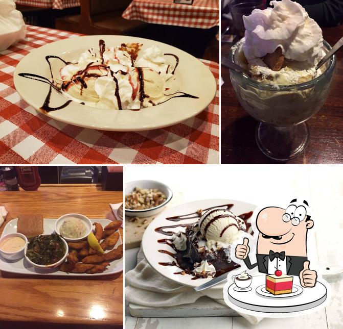 Famous Dave's Bar-B-Que