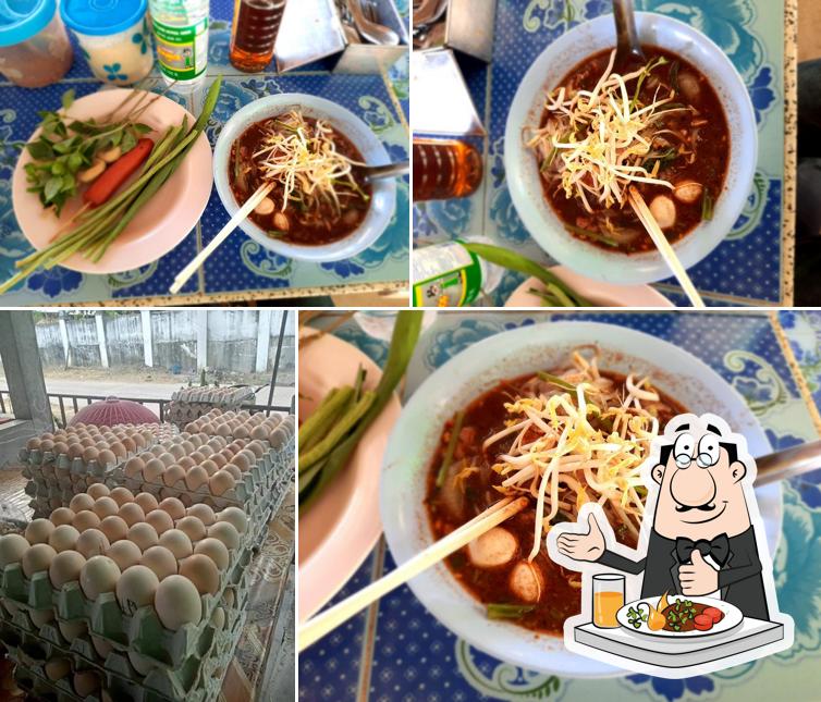 ร้าน "แอบแซ่บ" by เจ้ต่วง