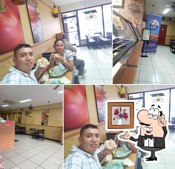 Subway • Plaza Rocargo