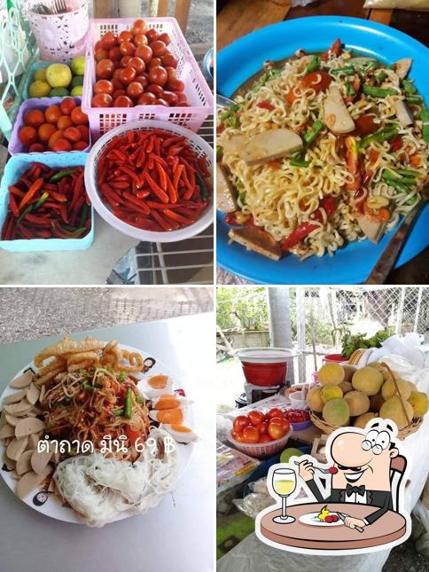ร้านน้ำปั่นน้องเฟส