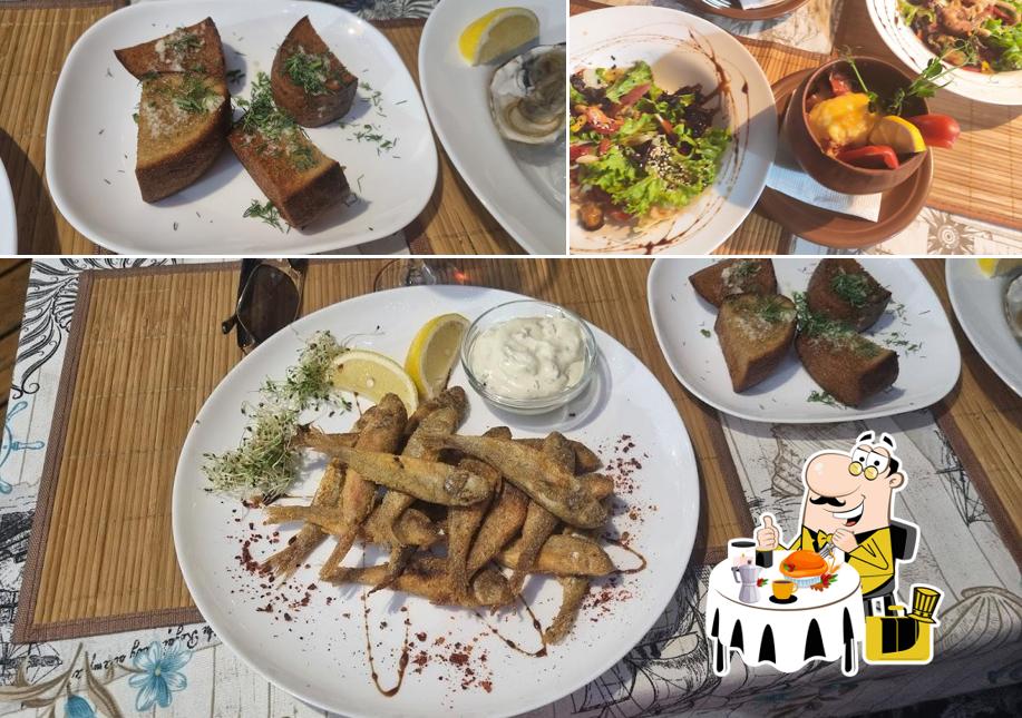 Еда в "Пиратской Харчевне"