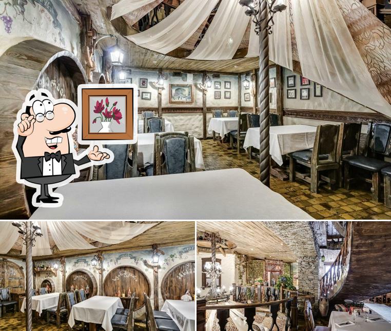 Посмотрите на внутренний интерьер "Тамады"