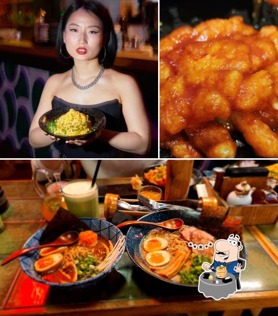 Блюда в "UMAMI (паназиатской кухне)"