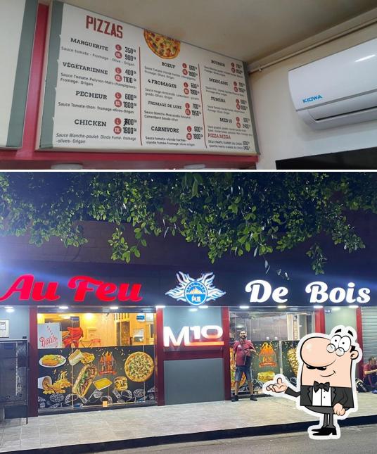 M10 pizzeria