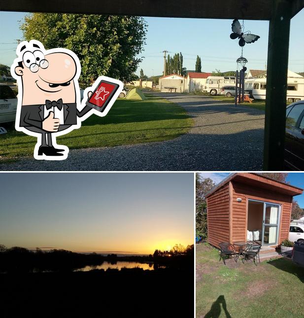 Riverside Motor Camp & Cafe